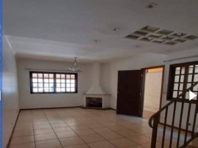 Sobrado para Venda em Taboão da Serra - 4