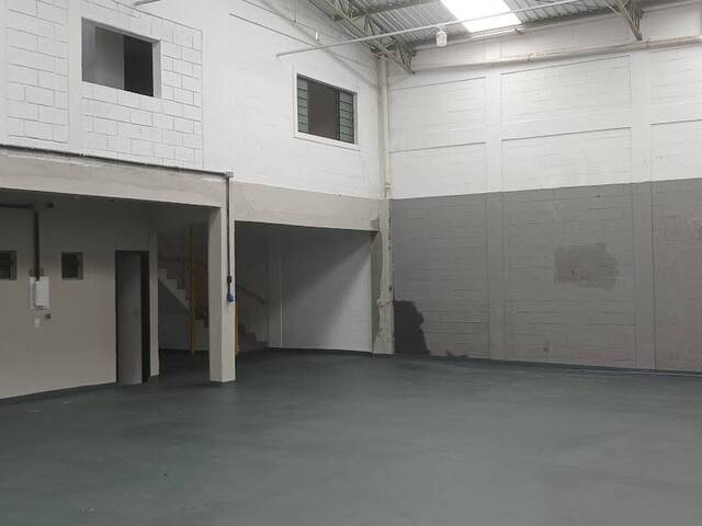 #139 - Sala para Locação em Taboão da Serra - SP - 1