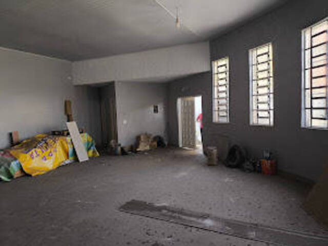 #178 - Sala para Locação em Embu das Artes - SP - 1